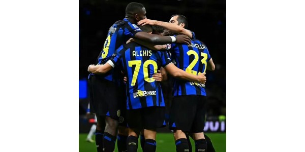 Inter Milans Nerazzurri, gjenopplivingen og virkningen av Serie A-lederen Inter Milans Nerazzurri, gjenopplivingen og virkningen av Serie A-lederen